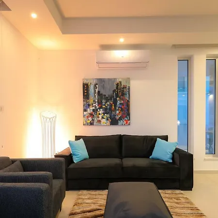 Вилла Azure Vista